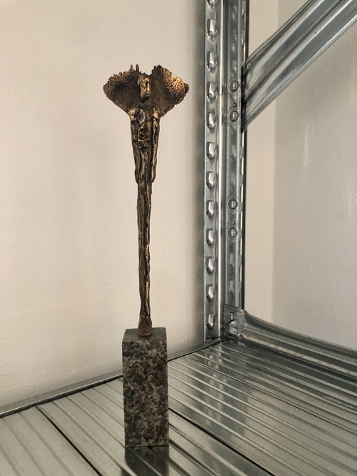 Bronze skulptur af Anne Fonnesbech